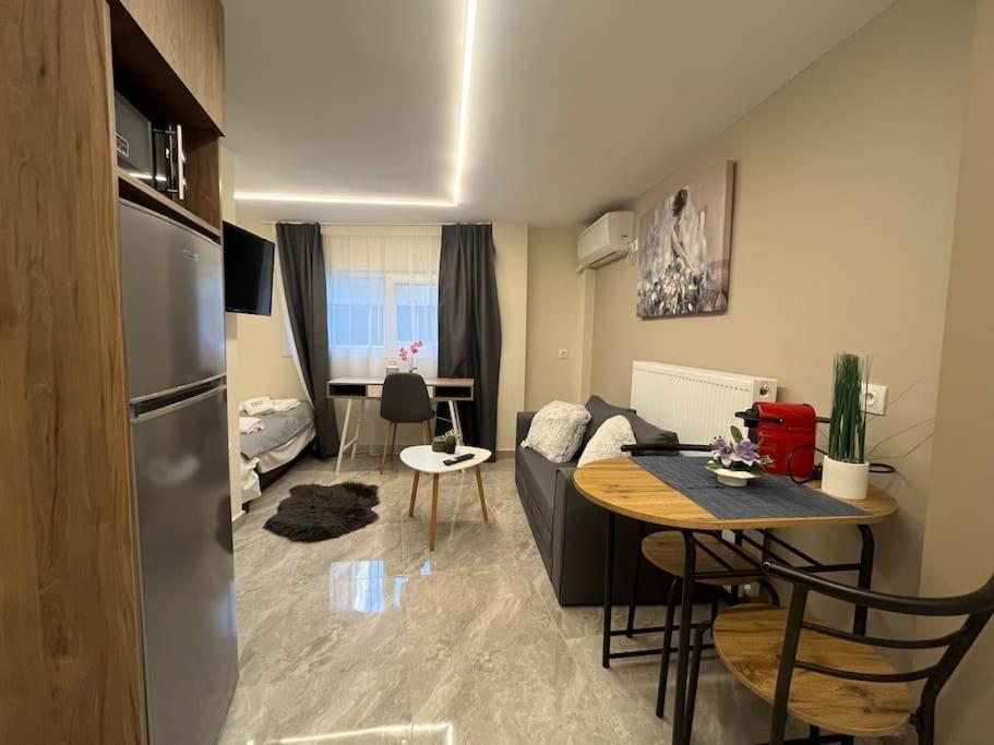 Odyssey Apt 3 Thessaloniki Buitenkant foto
